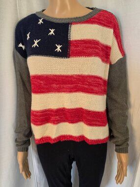 Vintage t/o sweaters Red, White & Blue American Flag Knit Drop Shoulder Sweater